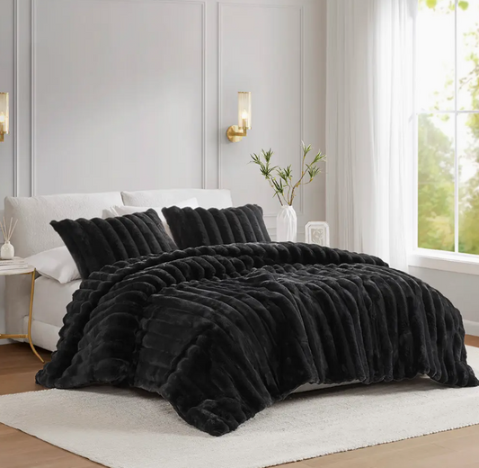3 Piece Ultra Soft Faux Fur Ribbed Comforter Set